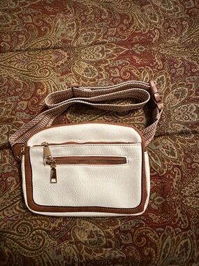 White and Tan Women’s Crossbody Bag - Minimal Leather Travel Pouch